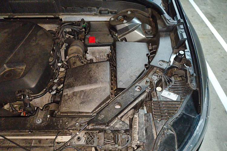 Used Volvo XC60 2021 T5 4x4 Smart Luxury Edition Engine Bay Left