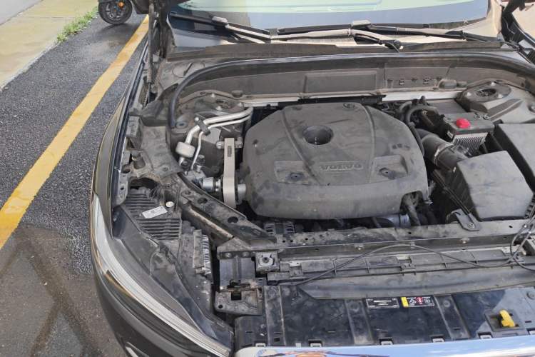 Used Volvo XC60 2021 T5 4x4 Zhiya Luxury Edition Engine Bay Right