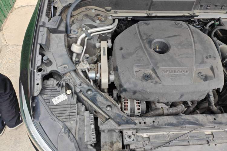 Used Volvo XC60 2021 T5 4x4 Zhiya Luxury Edition Engine Bay Right