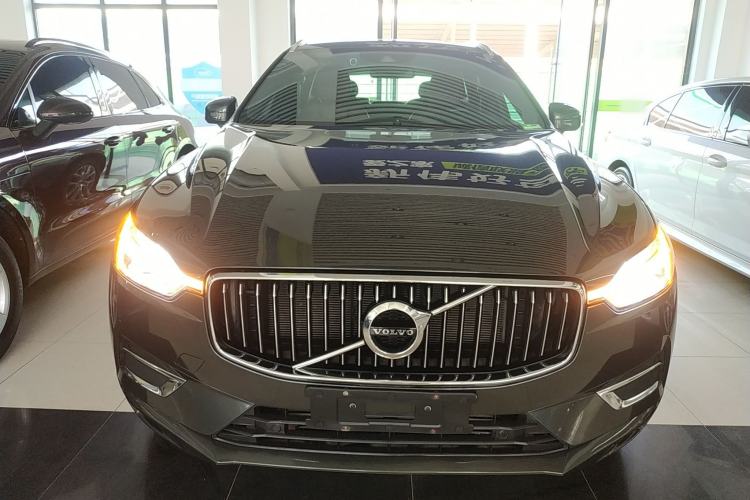 Used Volvo XC60 2021 T5 4x4 Smart Luxury Edition Exterior 1