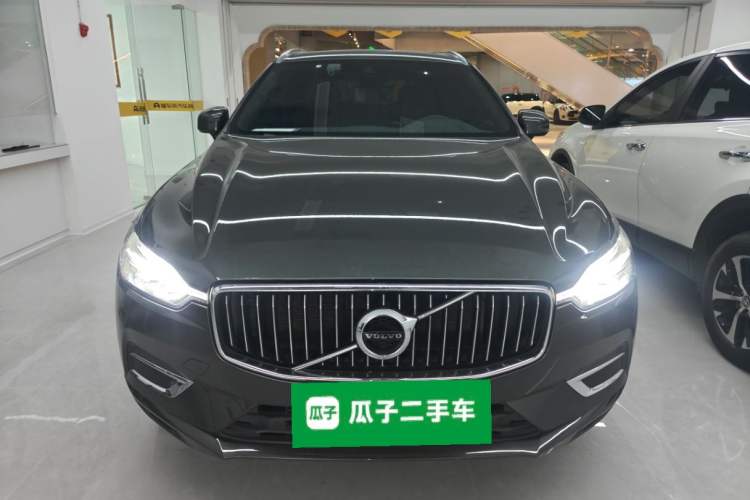 Used Volvo XC60 2021 T5 4x4 Smart Luxury Edition Exterior 1