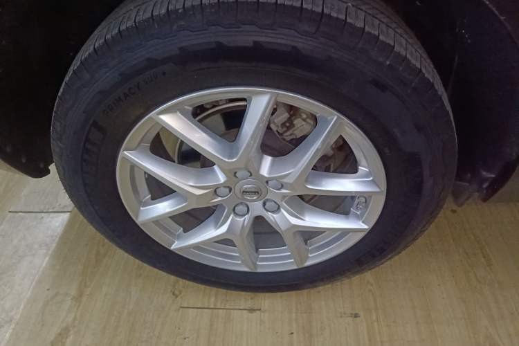 Used Volvo XC60 2021 T5 4x4 Smart Luxury Edition Exterior 2