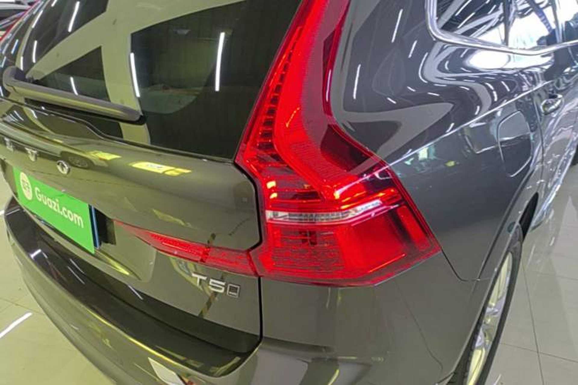 Used Volvo XC60 2021 T5 4x4 Smart Luxury Edition Exterior 3
