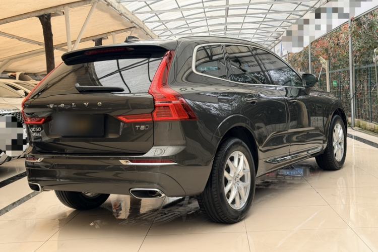 Used Volvo XC60 2021 T5 4x4 Smart Luxury Edition Exterior 3