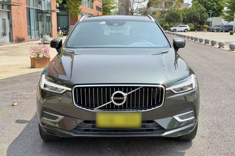 Used Volvo XC60 2021 T5 4x4 Smart Luxury Edition Exterior 3