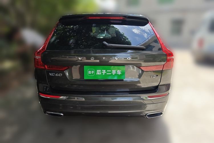 Used Volvo XC60 2021 T5 4x4 Smart Luxury Edition Exterior 4