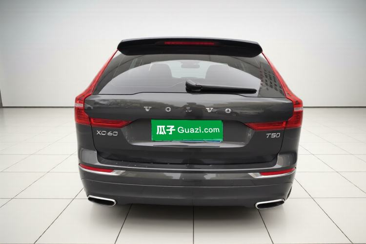 Used Volvo XC60 2021 T5 4x4 Smart Luxury Edition Exterior 4