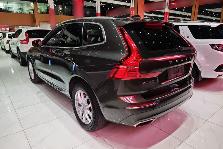 Used Volvo XC60 2021 T5 4x4 Smart Luxury Edition Exterior 6