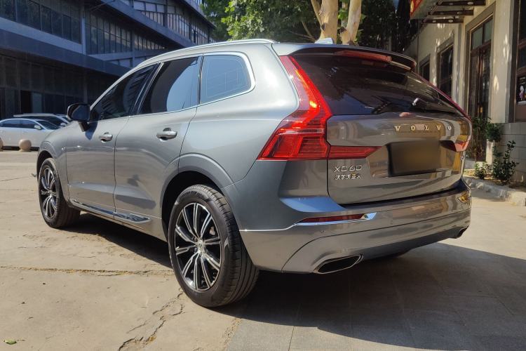 Used Volvo XC60 2021 T5 4x4 Smart Luxury Edition Exterior 7