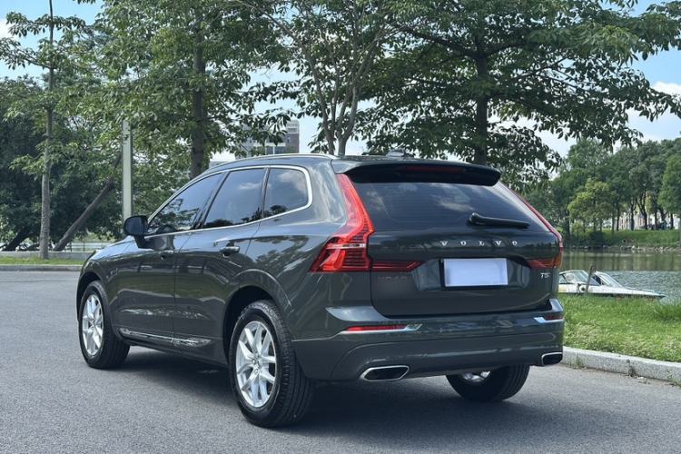 Used Volvo XC60 2021 T5 4x4 Smart Luxury Edition Exterior 8