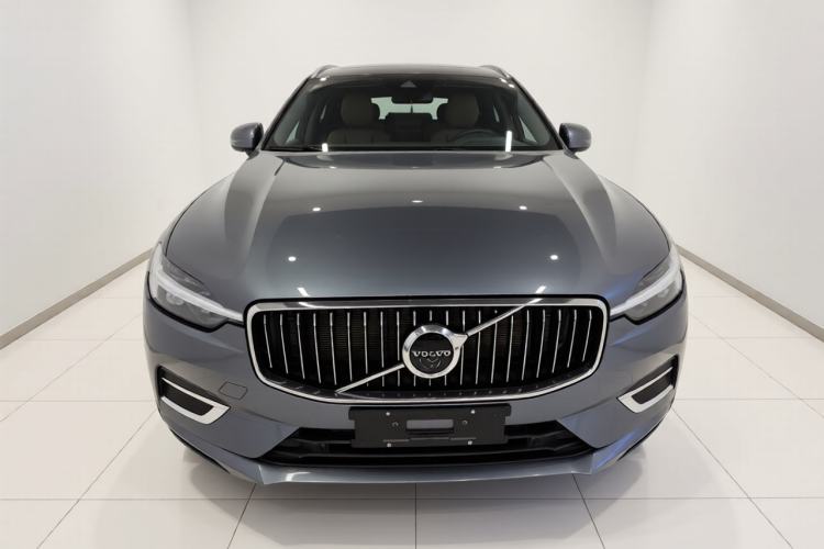 Used Volvo XC60 2021 T5 4x4 Smart Luxury Edition Front