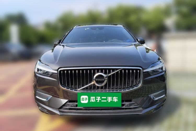 Used Volvo XC60 2021 T5 4x4 Smart Luxury Edition Front