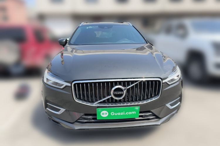 Used Volvo XC60 2021 T5 4x4 Smart Luxury Edition Front