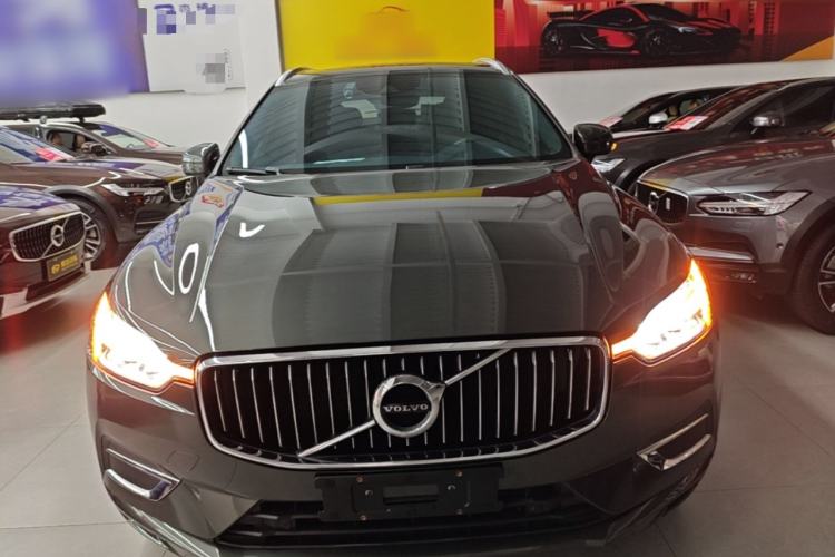 Used Volvo XC60 2021 T5 4x4 Smart Luxury Edition Front