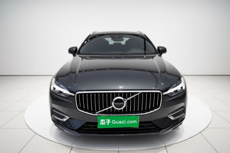 Used Volvo XC60 2021 T5 4x4 Smart Luxury Edition Front
