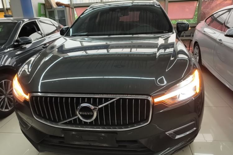 Used Volvo XC60 2021 T5 4x4 Smart Luxury Edition Front