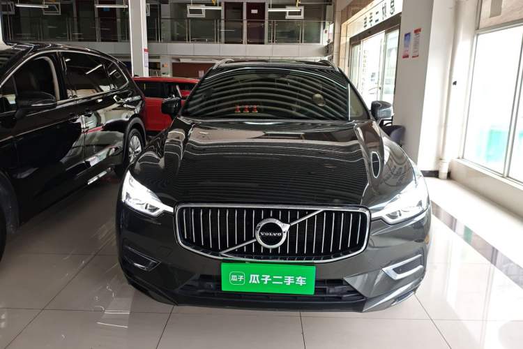 Used Volvo XC60 2021 T5 4x4 Smart Luxury Edition Front