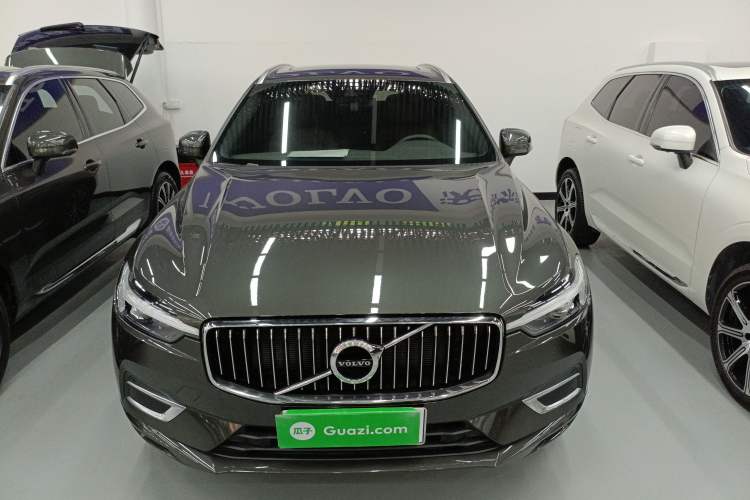 Used Volvo XC60 2021 T5 4x4 Smart Luxury Edition Front
