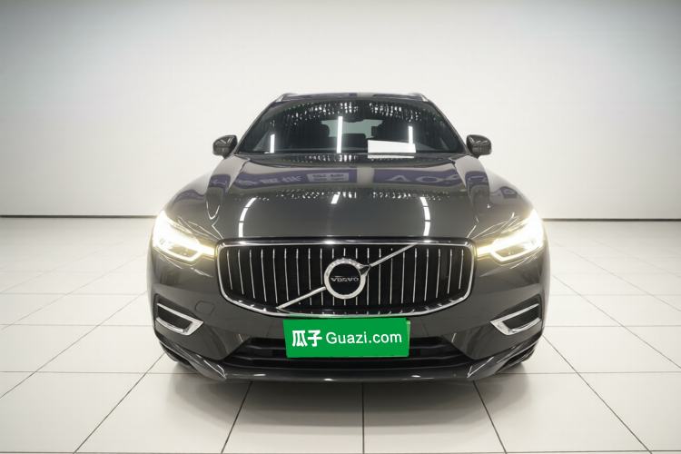 Used Volvo XC60 2021 T5 4x4 Smart Luxury Edition Front