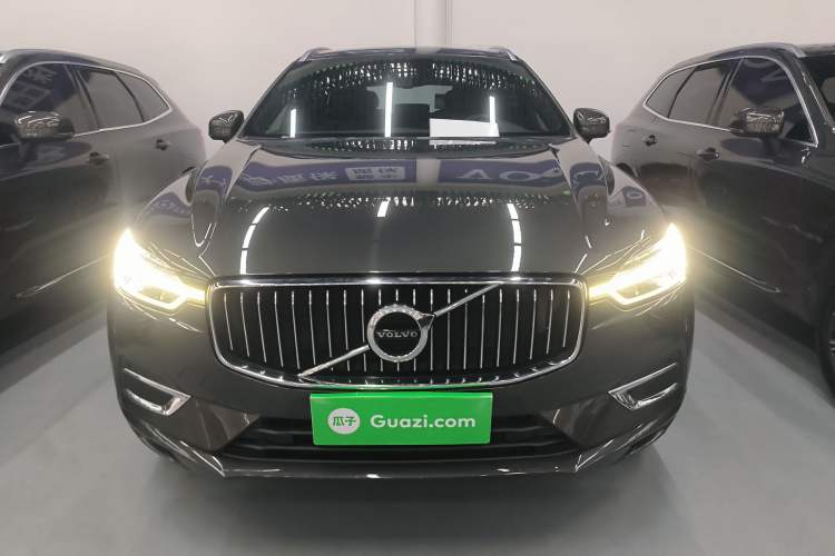 Used Volvo XC60 2021 T5 4x4 Smart Luxury Edition Front