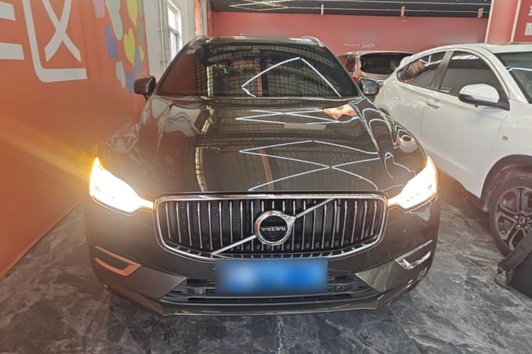 Used Volvo XC60 2021 T5 4x4 Smart Luxury Edition Front
