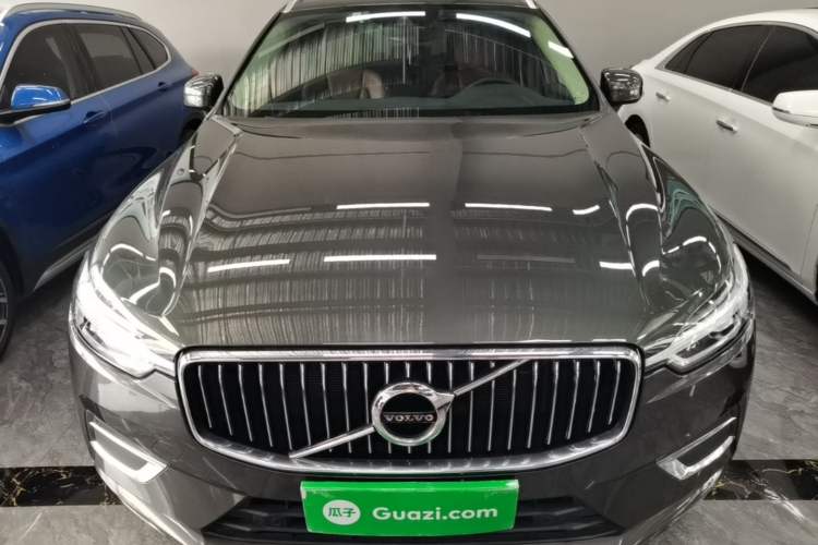 Used Volvo XC60 2021 T5 4x4 Smart Luxury Edition Front