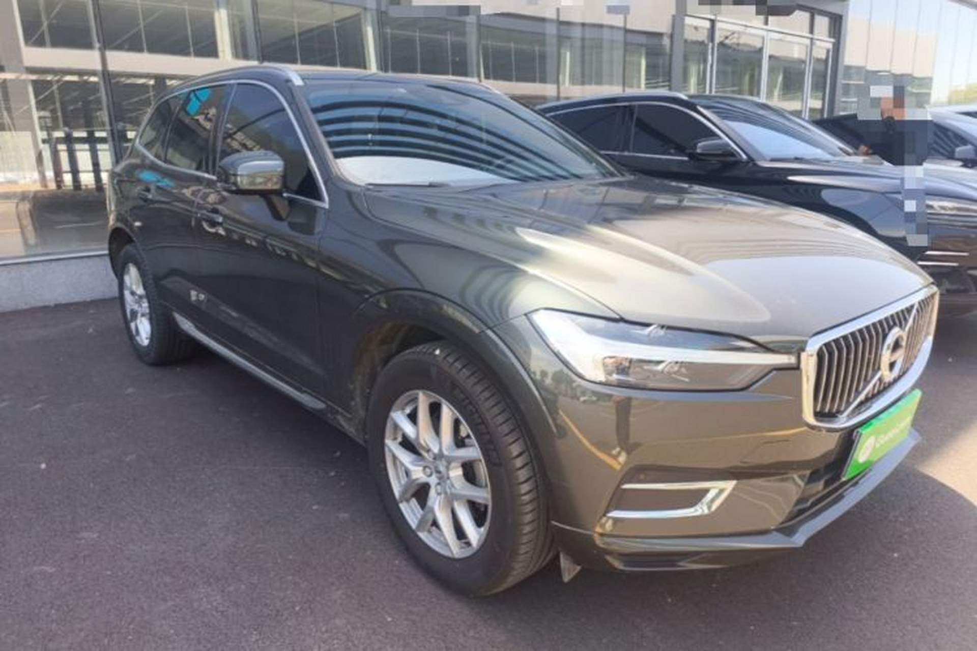 Used Volvo XC60 2021 T5 4x4 Smart Luxury Edition Front Right 45 Deg