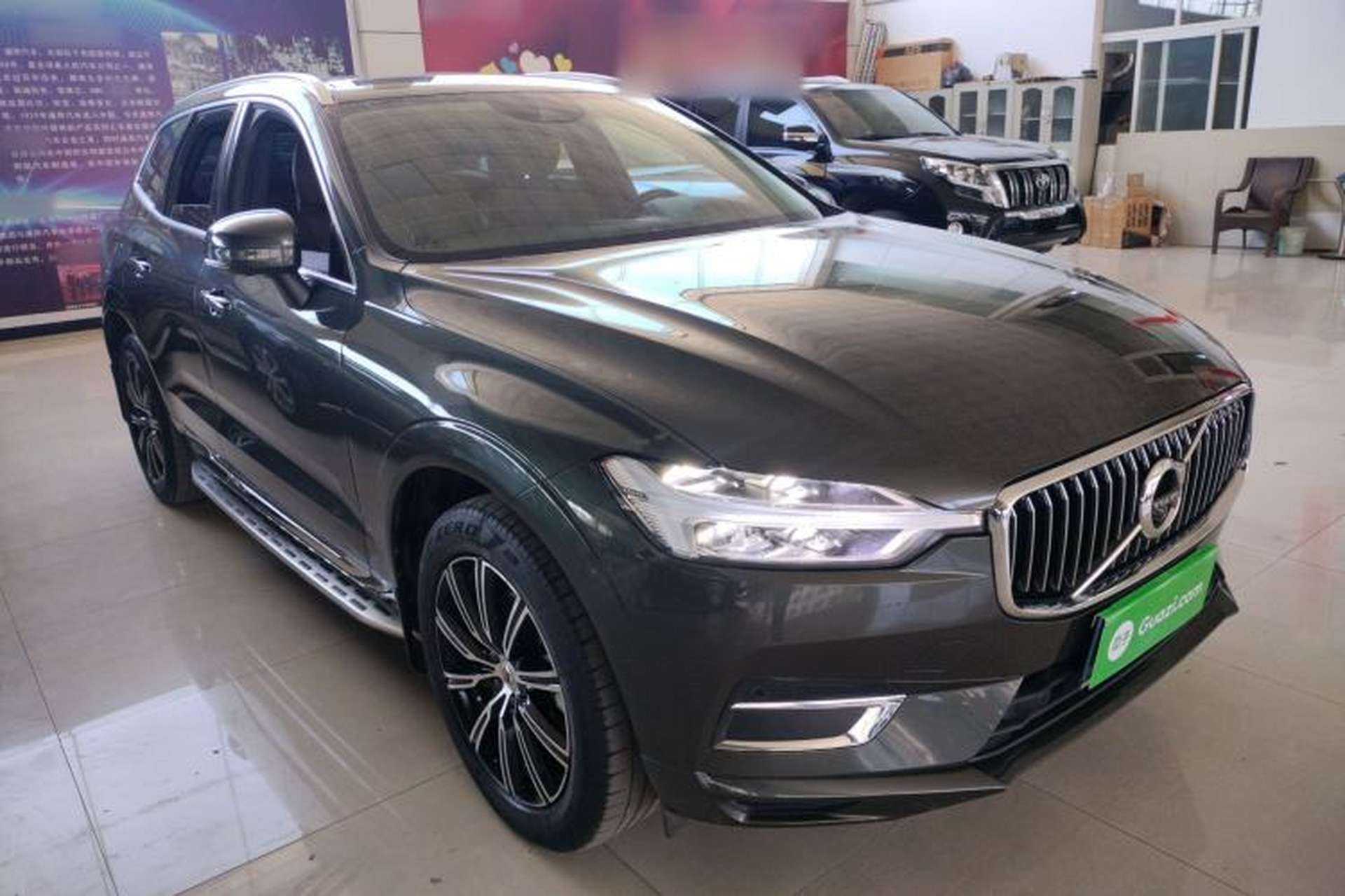 Used Volvo XC60 2021 T5 4x4 Smart Luxury Edition Front Right 45 Deg