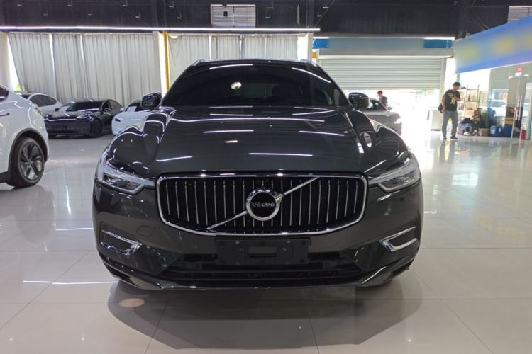 Used Volvo XC60 2021 T5 4x4 Smart Luxury Edition Front