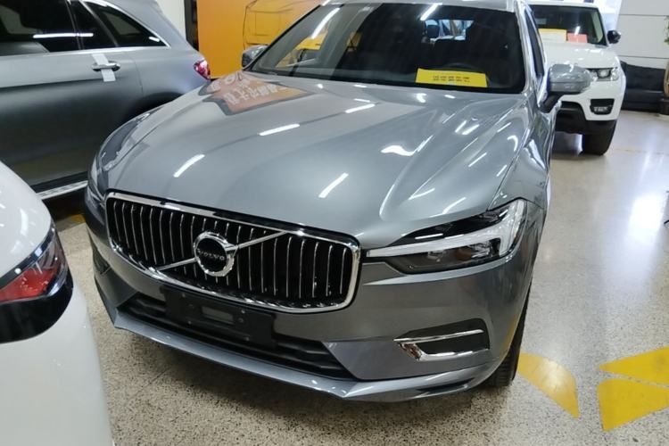 Used Volvo XC60 2021 T5 4x4 Smart Luxury Edition Front