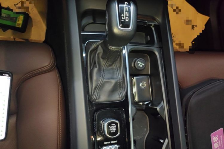 Used Volvo XC60 2021 T5 4x4 Smart Luxury Edition Gear Lever