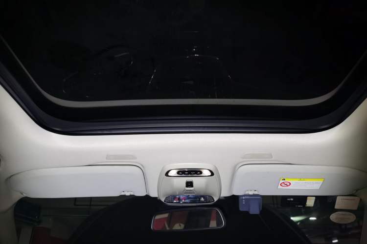 Used Volvo XC60 2021 T5 4x4 Smart Luxury Edition Headliner