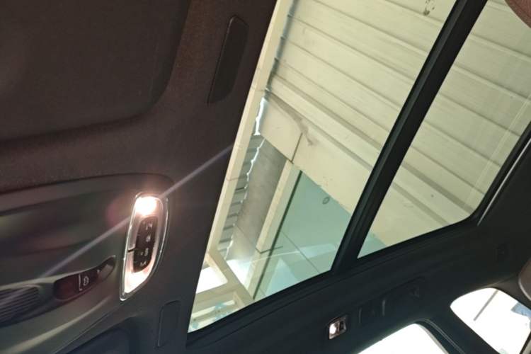 Used Volvo XC60 2021 T5 4x4 Smart Luxury Edition Headliner