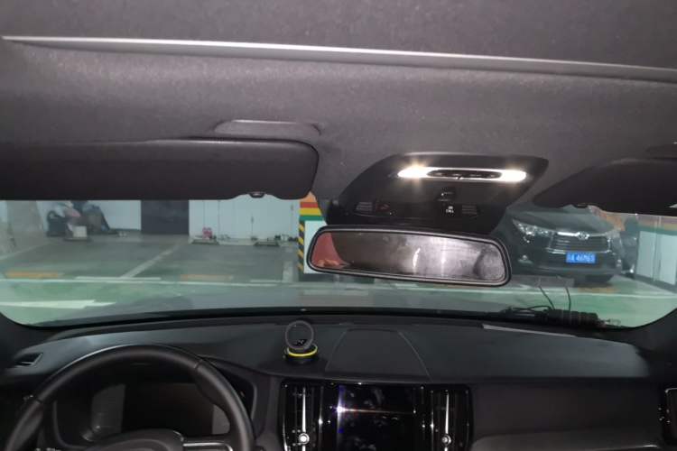 Used Volvo XC60 2021 T5 4x4 Smart Luxury Edition Headliner