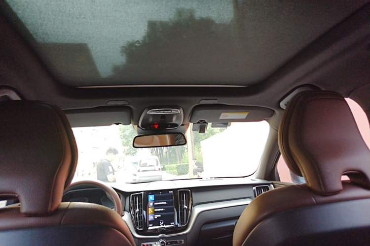 Used Volvo XC60 2021 T5 4x4 Smart Luxury Edition Headliner