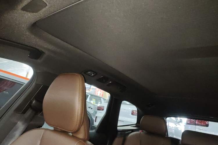 Used Volvo XC60 2021 T5 4x4 Smart Luxury Edition Headliner