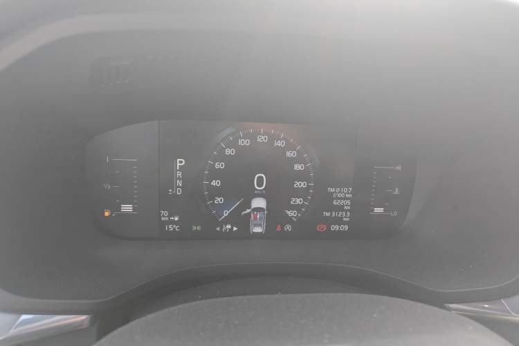Used Volvo XC60 2021 T5 4x4 Smart Luxury Edition Instrument Cluster