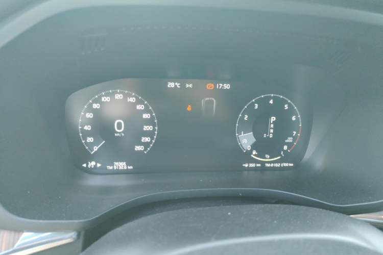 Used Volvo XC60 2021 T5 4x4 Smart Luxury Edition Instrument Cluster
