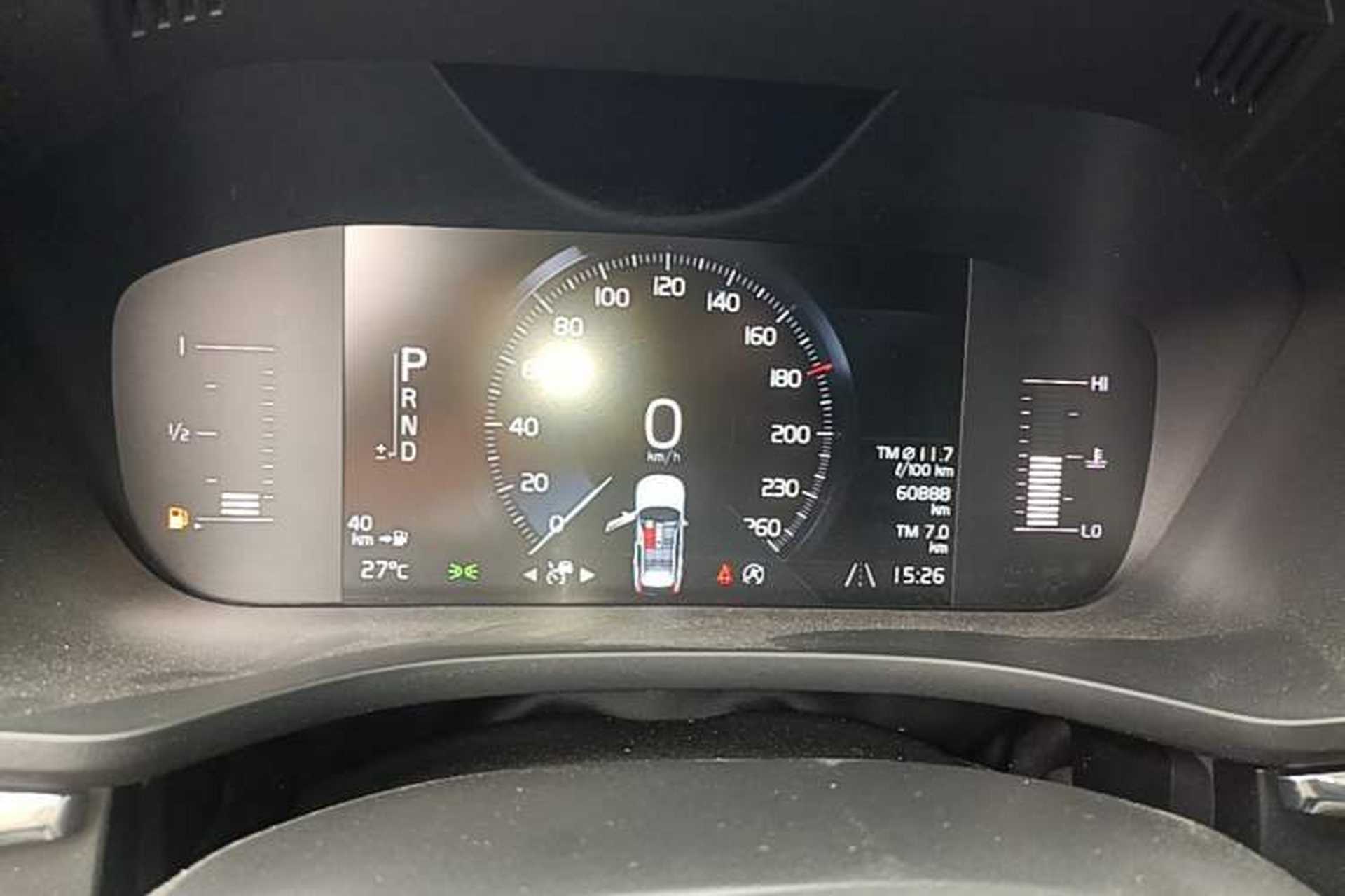 Used Volvo XC60 2021 T5 4x4 Smart Luxury Edition Instrument Cluster
