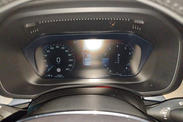 Used Volvo XC60 2021 T5 4x4 Smart Luxury Edition Instrument Cluster