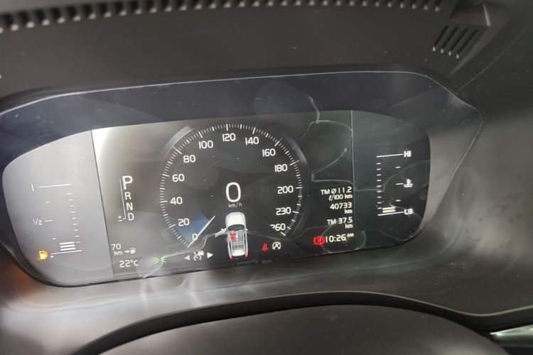 Used Volvo XC60 2021 T5 4x4 Smart Luxury Edition Instrument Cluster