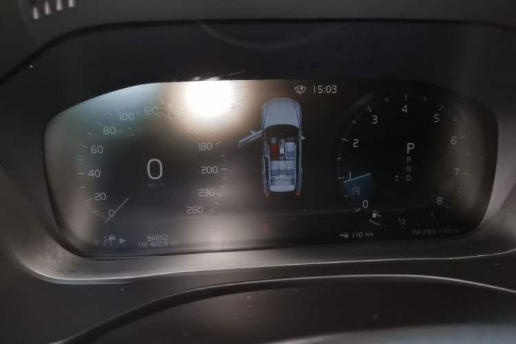 Used Volvo XC60 2021 T5 4x4 Smart Luxury Edition Instrument Cluster