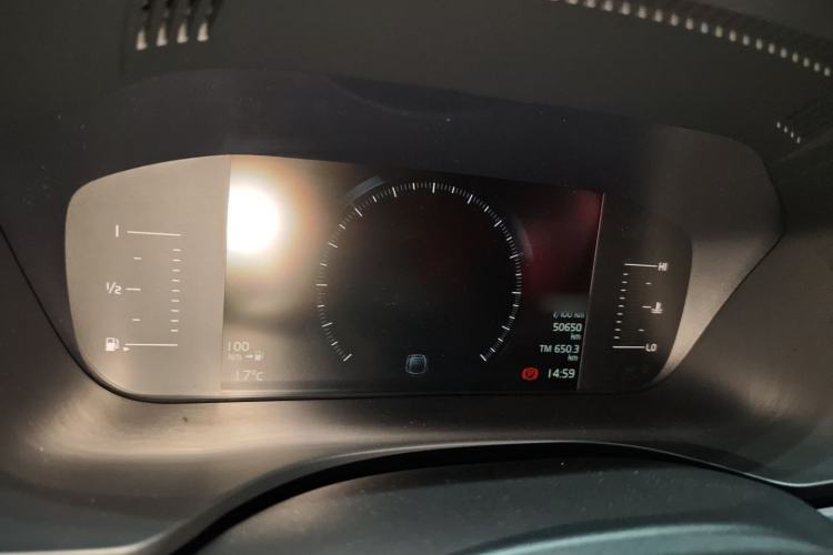 Used Volvo XC60 2021 T5 4x4 Smart Luxury Edition Interior 4