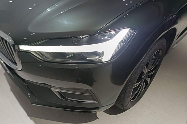 Used Volvo XC60 2021 T5 4x4 Zhiya Luxury Edition Left Front Headlight