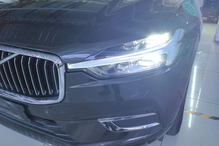 Used Volvo XC60 2021 T5 4x4 Smart Luxury Edition Left Front Headlight