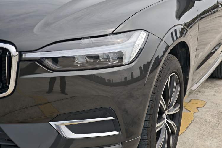 Used Volvo XC60 2021 T5 4x4 Smart Luxury Edition Left Front Headlight