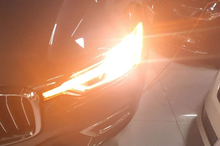 Used Volvo XC60 2021 T5 4x4 Smart Luxury Edition Left Front Headlight