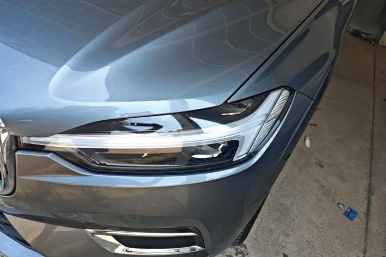 Used Volvo XC60 2021 T5 4x4 Smart Luxury Edition Left Front Headlight