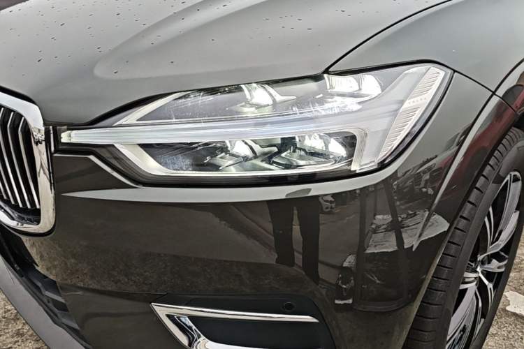 Used Volvo XC60 2021 T5 4x4 Smart Luxury Edition Left Front Headlight