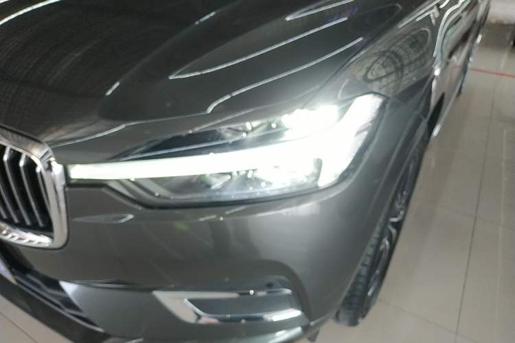 Used Volvo XC60 2021 T5 4x4 Smart Luxury Edition Left Front Headlight